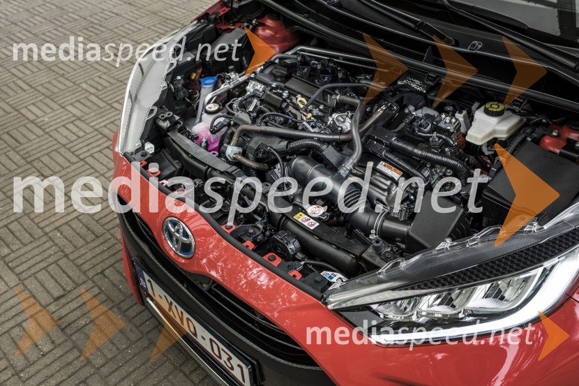 Toyota Yaris, mednarodna predstavitev