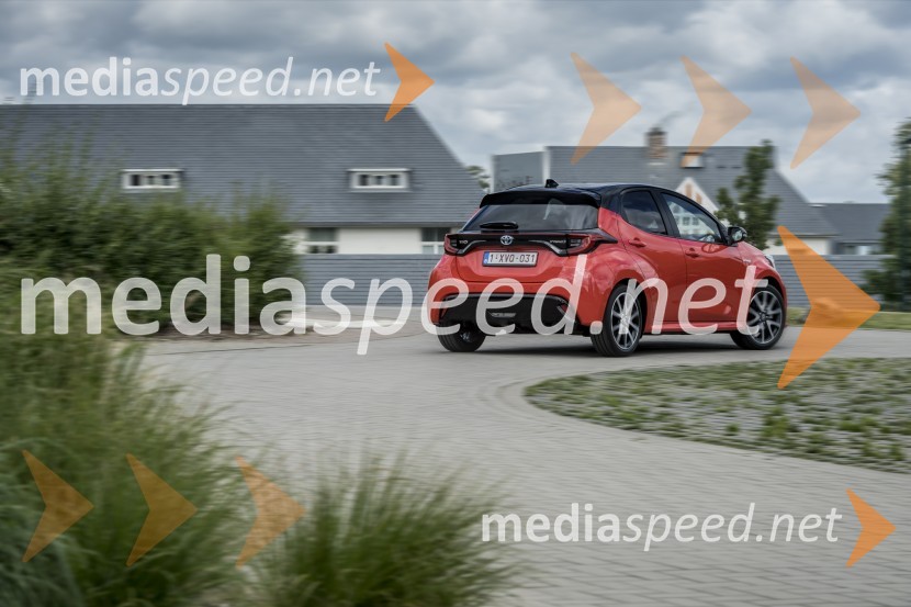 Toyota Yaris, mednarodna predstavitev