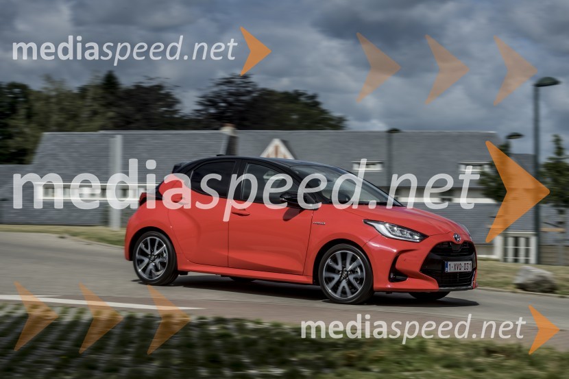 Toyota Yaris, mednarodna predstavitev