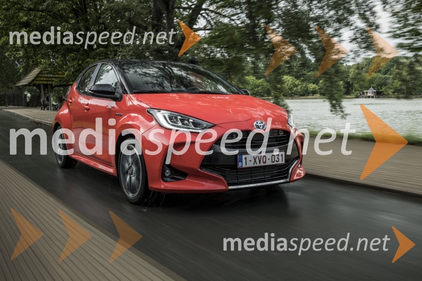 Toyota Yaris, mednarodna predstavitev