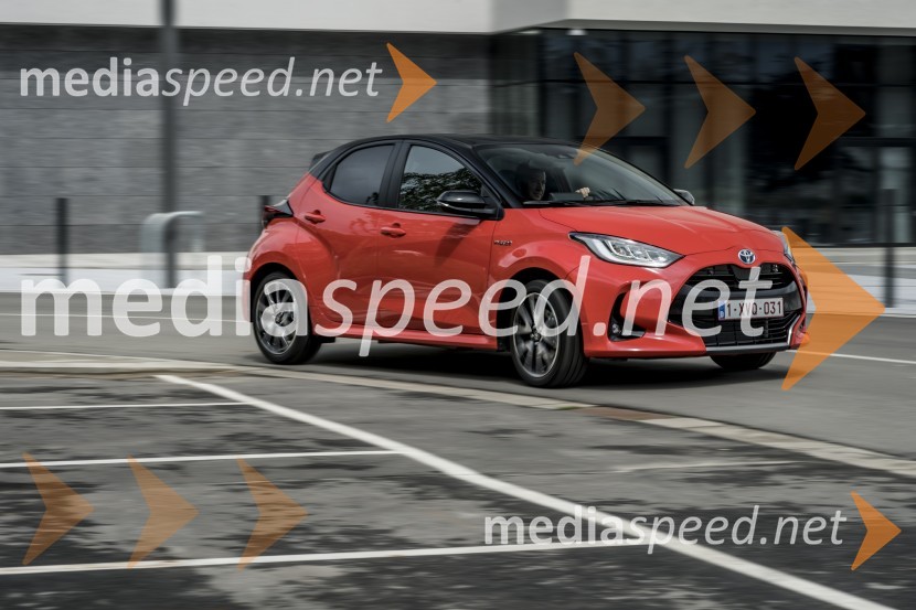 Toyota Yaris, mednarodna predstavitev