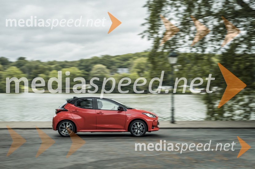 Toyota Yaris, mednarodna predstavitev