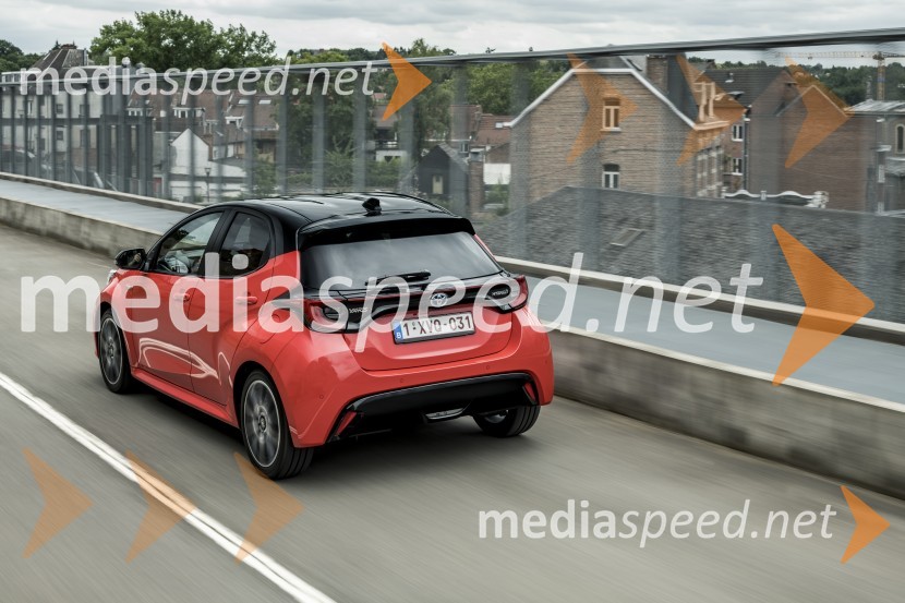 Toyota Yaris, mednarodna predstavitev