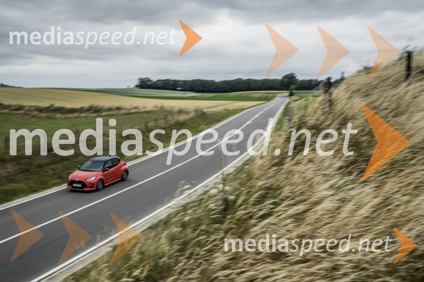 Toyota Yaris, mednarodna predstavitev