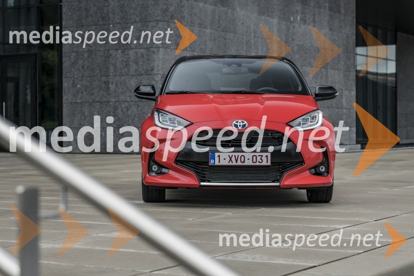 Toyota Yaris, mednarodna predstavitev