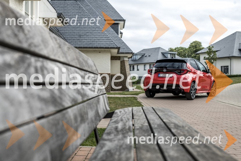 Toyota Yaris, mednarodna predstavitev