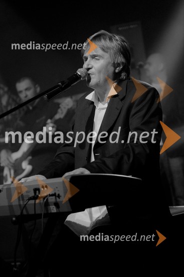 Umrl je Rajko Dujmić, nekdanji vodja skupine Novi Fosili