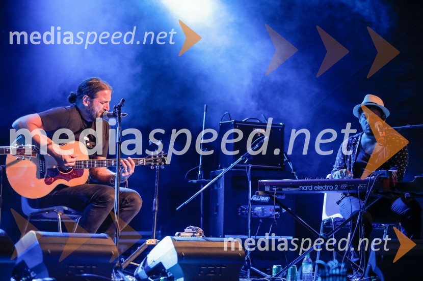  Matevž Šalehar-Hamo, glasbenik, Hamo & Tribute 2 Love;  Denis Horvat - Duki, glasbenik, Hamo & Tribute 2 LoveHamo & Tribute 2 Love, koncert bluesovske improvizacije