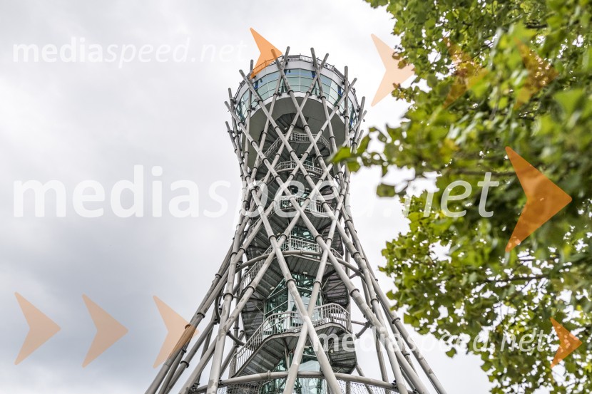 Stolp VinariumVečerja z razgledom na stolpu Vinarium Lendava