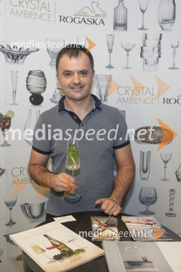  Mitja Škrabl, direktor maloprodaje Steklarna RogaškaVečerja z razgledom na stolpu Vinarium Lendava