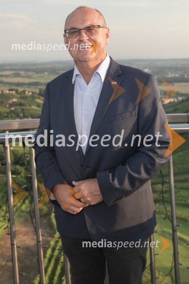 Večerja z razgledom na stolpu Vinarium Lendava