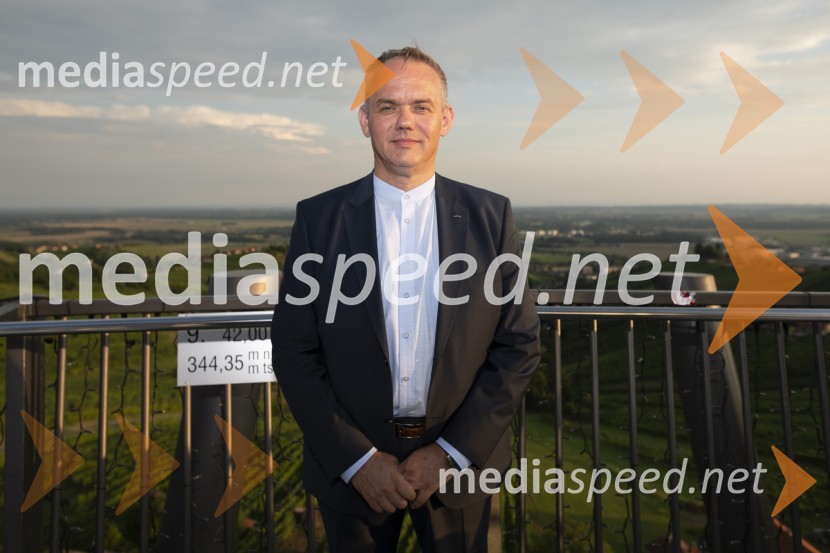 Večerja z razgledom na stolpu Vinarium Lendava