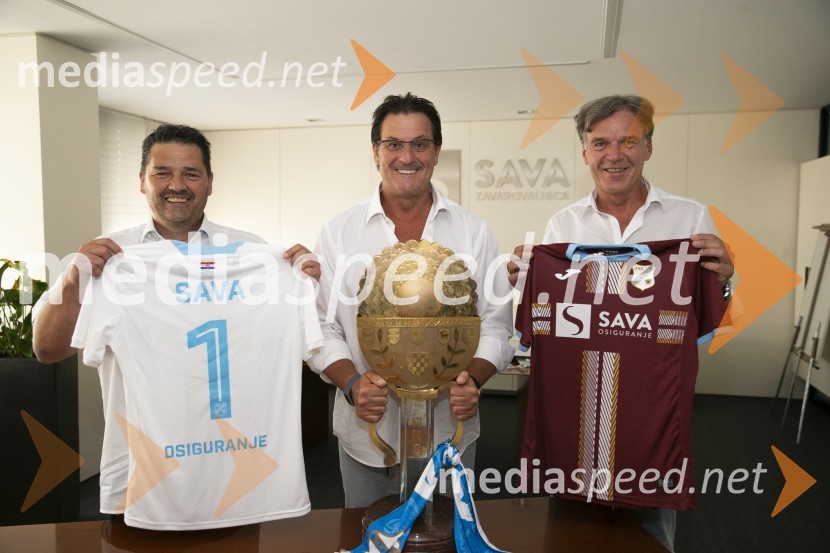  Rok Moljk, član uprave, Zavarovalnica Sava, d.d.;  Damir Miškovič, HNK Rijeka; mag. David Kastelic, predsednik uprave, Zavarovalnica Sava, d.d.HNK Rijeka na obisku v Zavarovalnici Sava