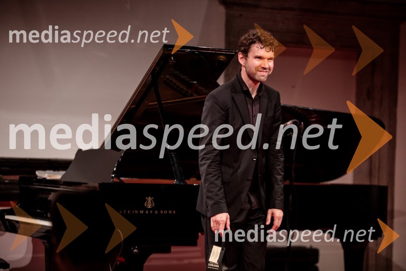  Hansjacob Staemmler, pianistBožo Paradžik in Hansjacob Staemmler, koncert v okviru 68. Ljubljana Festivala