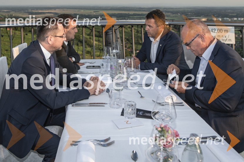 ... ;  ... ;  Janez Magyar, župan Občine Lendava;  ... Večerja z razgledom na stolpu Vinarium Lendava