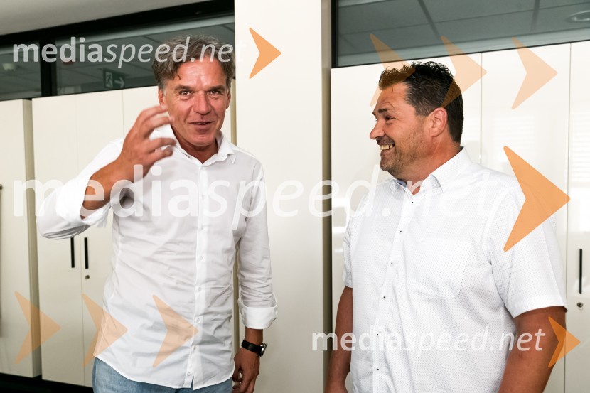 mag. David Kastelic, predsednik uprave, Zavarovalnica Sava, d.d.;  Rok Moljk, član uprave, Zavarovalnica Sava, d.d.HNK Rijeka na obisku v Zavarovalnici Sava