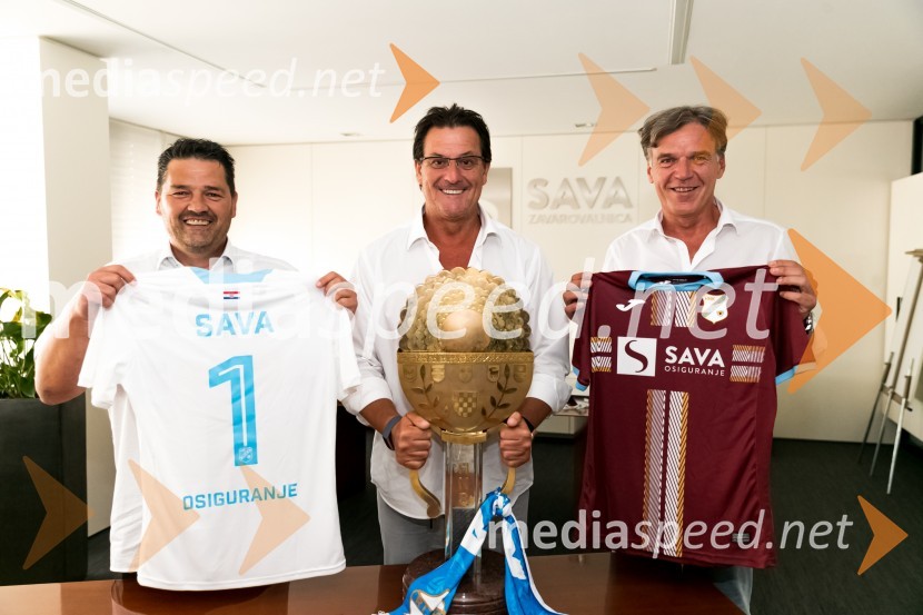  Rok Moljk, član uprave, Zavarovalnica Sava, d.d.;  Damir Miškovič, HNK Rijeka; mag. David Kastelic, predsednik uprave, Zavarovalnica Sava, d.d.HNK Rijeka na obisku v Zavarovalnici Sava