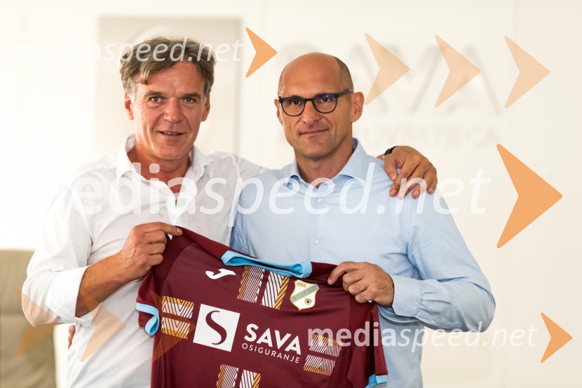 mag. David Kastelic, predsednik uprave, Zavarovalnica Sava, d.d.;  Dean Ščulac, Podpredsenik HNK RijekaHNK Rijeka na obisku v Zavarovalnici Sava