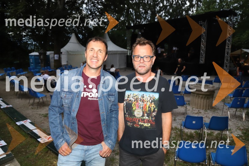  Jernej Dirnbek - Dimek, skupina MI2; dr. Tone Kregar, zgodovinar, pevec Mi2, direktor Muzeja novejše zgodovine CeljeMi2, otvoritev festivala in 18. Kantfesta