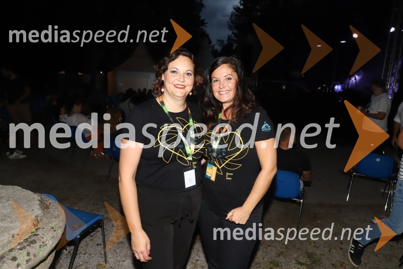  Lucija Smolnik, direktor festivala;  Urška  Repolusk, županja občine RušeMi2, otvoritev festivala in 18. Kantfesta