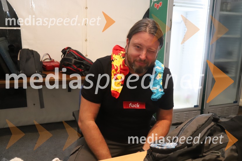 Mi2, otvoritev festivala in 18. Kantfesta