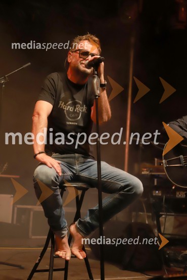 dr. Tone Kregar, zgodovinar, pevec Mi2, direktor Muzeja novejše zgodovine CeljeMi2, otvoritev festivala in 18. Kantfesta