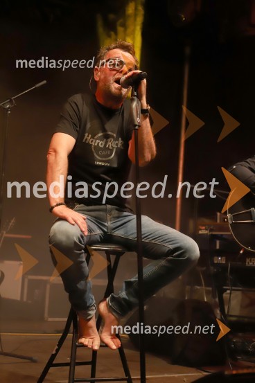 dr. Tone Kregar, zgodovinar, pevec Mi2, direktor Muzeja novejše zgodovine CeljeMi2, otvoritev festivala in 18. Kantfesta