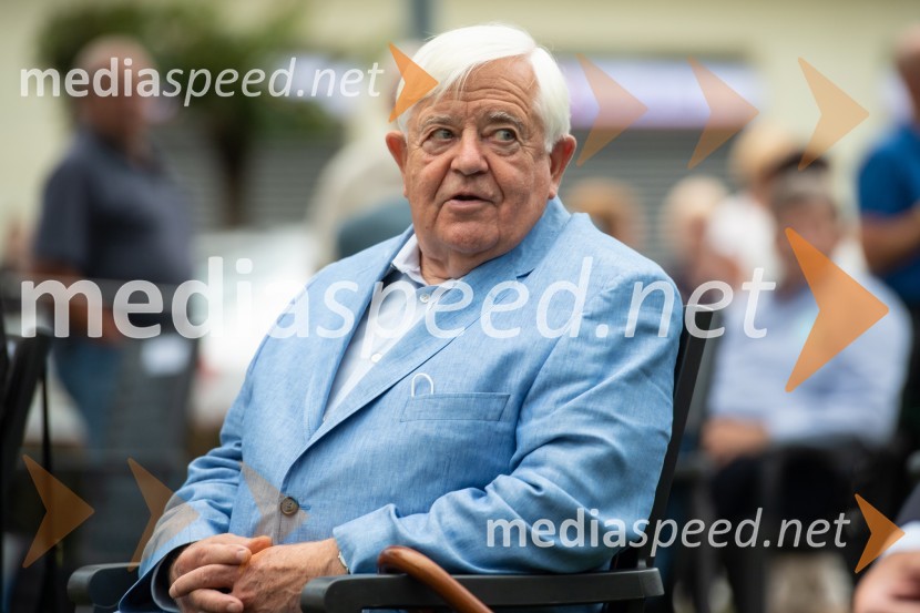  Milan Kučan, nekdanji predsednik Republike SlovenijeProslava ob 101. obletnici združitve prekmurskih Slovencev z matičnim narodom