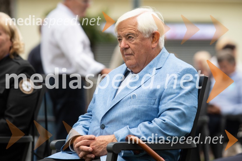  Milan Kučan, nekdanji predsednik Republike SlovenijeProslava ob 101. obletnici združitve prekmurskih Slovencev z matičnim narodom