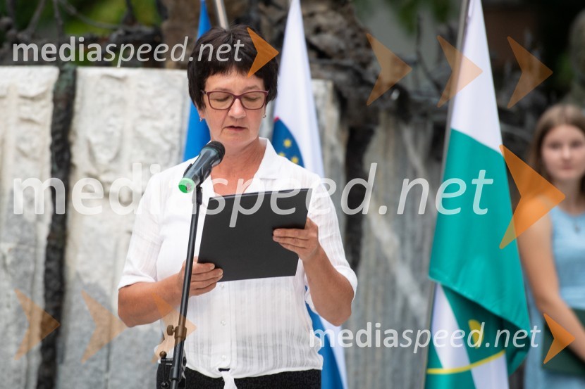  Suzana PankerProslava ob 101. obletnici združitve prekmurskih Slovencev z matičnim narodom