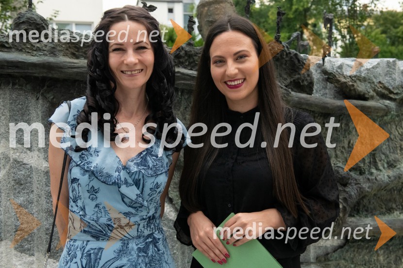  Klaudija Sedar;  Ana SobočanProslava ob 101. obletnici združitve prekmurskih Slovencev z matičnim narodom