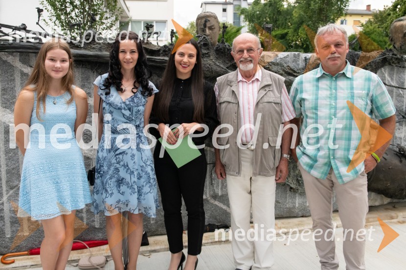  Klaudija Sedar;  Ana Sobočan;  Jože Brunec;  Bogdan Lemut, novinarProslava ob 101. obletnici združitve prekmurskih Slovencev z matičnim narodom