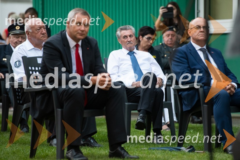  Ladislav Lipič, častni občan MO Murska Sobota, predsednik Zveze veteranov vojne za Slovenijo; mag. Dejan Židan, predsednik Državnega zbora Republike Slovenije;  Geza Erniša, nekdanji evangeličanski škof;  Jožef Horvat, poslanec, NSiProslava ob 101. obletnici združitve prekmurskih Slovencev z matičnim narodom