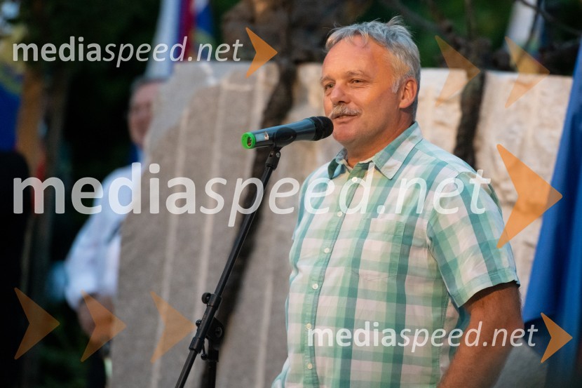  Bogdan Lemut, novinarProslava ob 101. obletnici združitve prekmurskih Slovencev z matičnim narodom