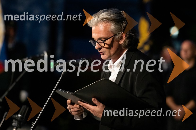  Vladimir Vlaškalić, igralecProslava ob 101. obletnici združitve prekmurskih Slovencev z matičnim narodom