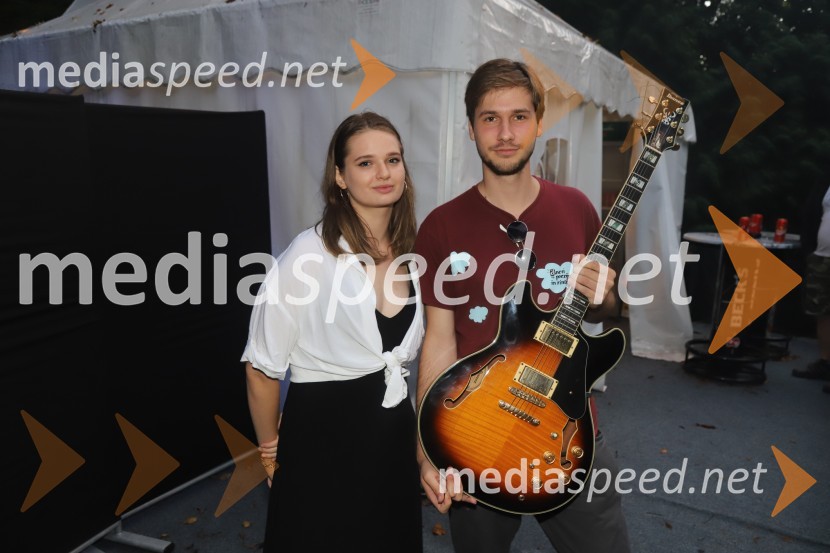  Klara Klasinc, Klarity;  Jure  Pišek, glasbenik, član skupine InfectedNeisha, Letni oder Ruše 2020