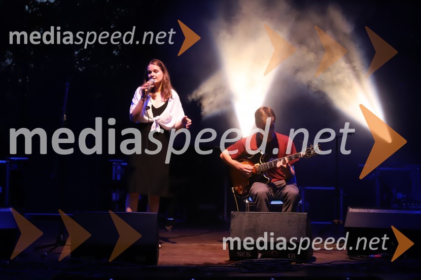  Klara Klasinc, Klarity;  Jure  Pišek, glasbenik, član skupine InfectedNeisha, Letni oder Ruše 2020