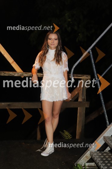  Karin Zemljič, pevkaNeisha, Letni oder Ruše 2020