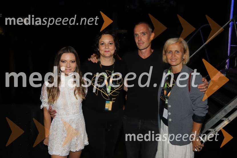  Karin Zemljič, pevka;  Lucija Smolnik, direktor festivala;  Mate Brodar - Bro, glasbenik;  Anita  Mlakar, moderatorka in svetovalka za odnose z javnostmiNeisha, Letni oder Ruše 2020