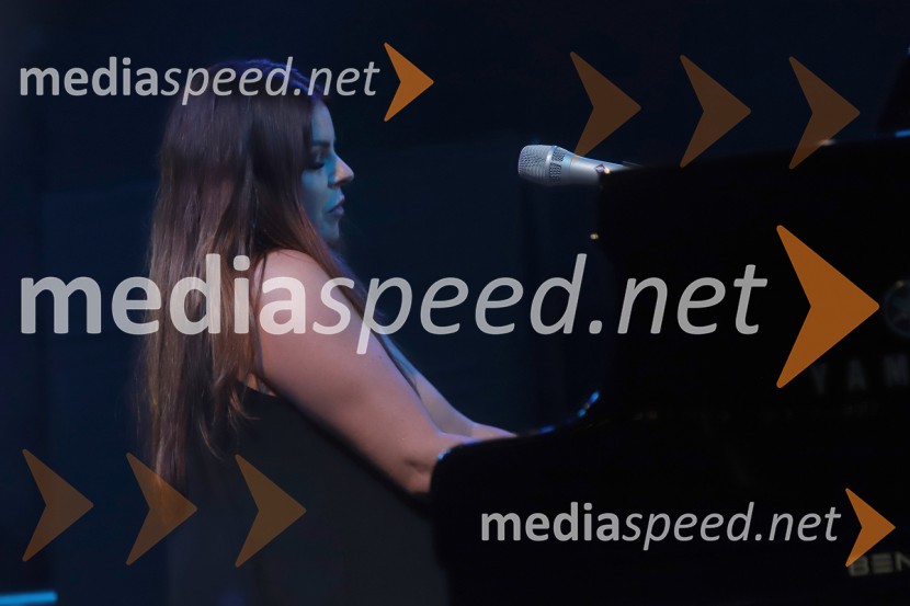  Neža Buh-Neisha, glasbenicaNeisha, Letni oder Ruše 2020