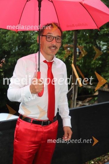  Tadej Toš, igralec, komik in TV voditeljTadej Toš, Letni oder Ruše 2020