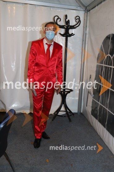  Tadej Toš, igralec, komik in TV voditeljTadej Toš, Letni oder Ruše 2020