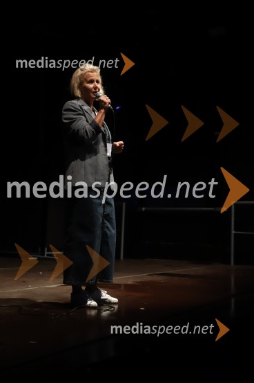  Anita  Mlakar, moderatorka in svetovalka za odnose z javnostmiTadej Toš, Letni oder Ruše 2020