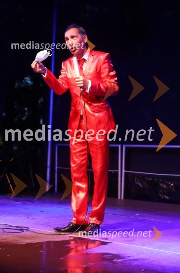  Tadej Toš, igralec, komik in TV voditeljTadej Toš, Letni oder Ruše 2020