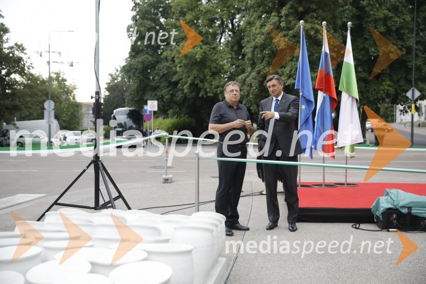  Zoran Janković, župan, Mestna občina Ljubljana;  Borut Pahor, predsednik Republike SlovenijeOdkritje spomenika, posvečenega 100. obletnici priključitve Prekmurja in združitve prekmurskih Slovencev z matičnim narodom