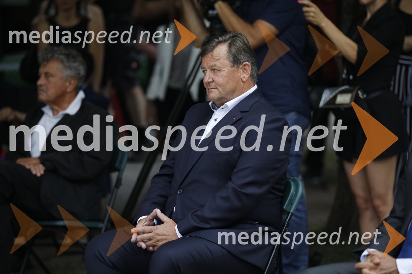 dr. Aleksander Jevšek, župan, Mestna občina Murska SobotaOdkritje spomenika, posvečenega 100. obletnici priključitve Prekmurja in združitve prekmurskih Slovencev z matičnim narodom