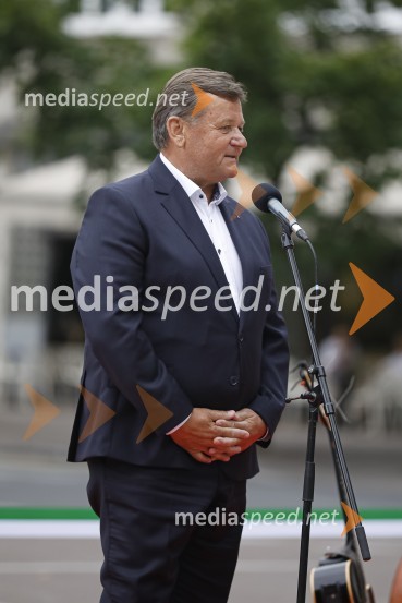 dr. Aleksander Jevšek, župan, Mestna občina Murska SobotaOdkritje spomenika, posvečenega 100. obletnici priključitve Prekmurja in združitve prekmurskih Slovencev z matičnim narodom