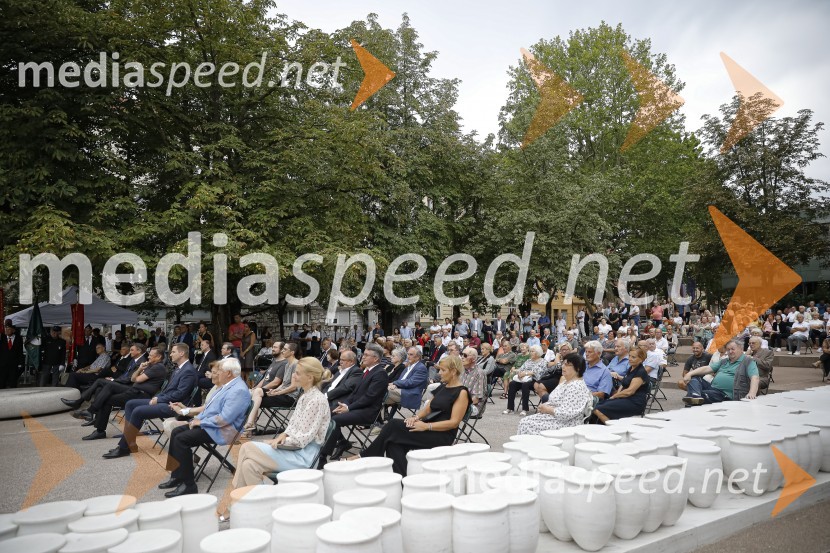 Odkritje spomenika, posvečenega 100. obletnici priključitve Prekmurja in združitve prekmurskih Slovencev z matičnim narodom