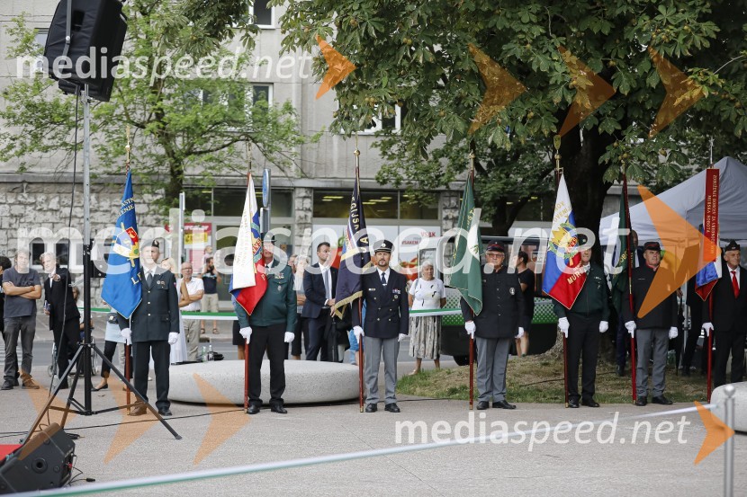 Odkritje spomenika, posvečenega 100. obletnici priključitve Prekmurja in združitve prekmurskih Slovencev z matičnim narodom