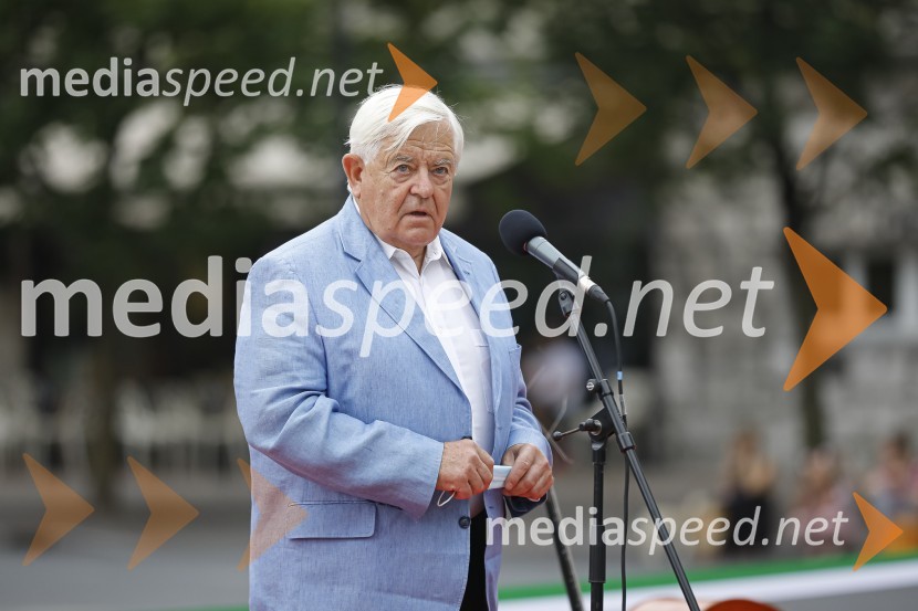  Milan Kučan, nekdanji predsednik Republike SlovenijeOdkritje spomenika, posvečenega 100. obletnici priključitve Prekmurja in združitve prekmurskih Slovencev z matičnim narodom